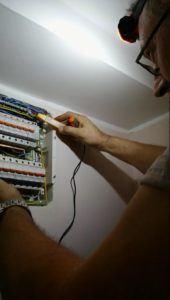 Zamena topljivih osigurača automatskim u stanu ili kući – brzo, sigurno! Majstor Toma električar iz Beograda, dostupno 24h 062 88 95 111.